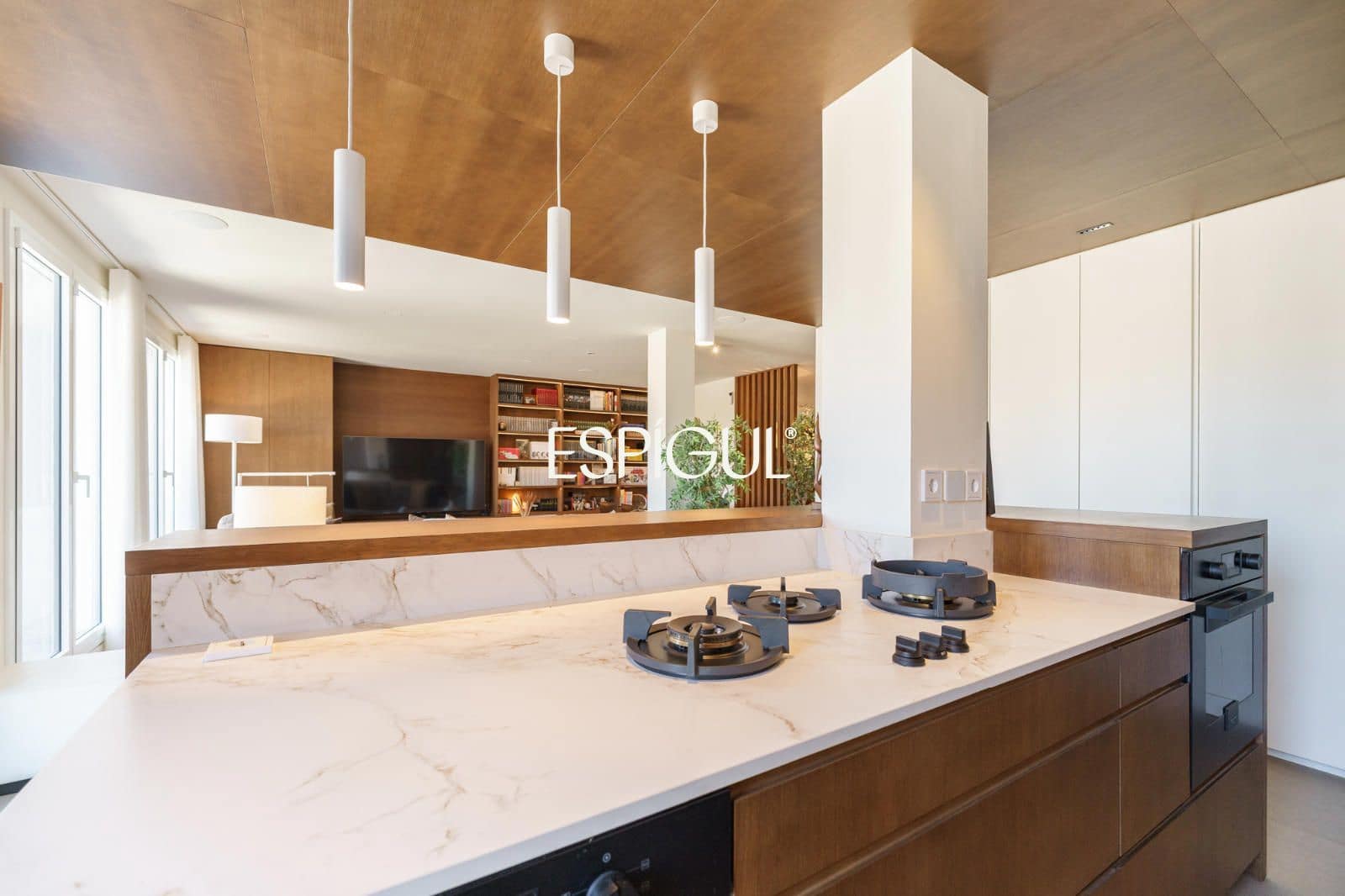 3 bedroom Penthouse for sale in Barcelona city with garage - € 1,645,000 (Ref: 10016446)