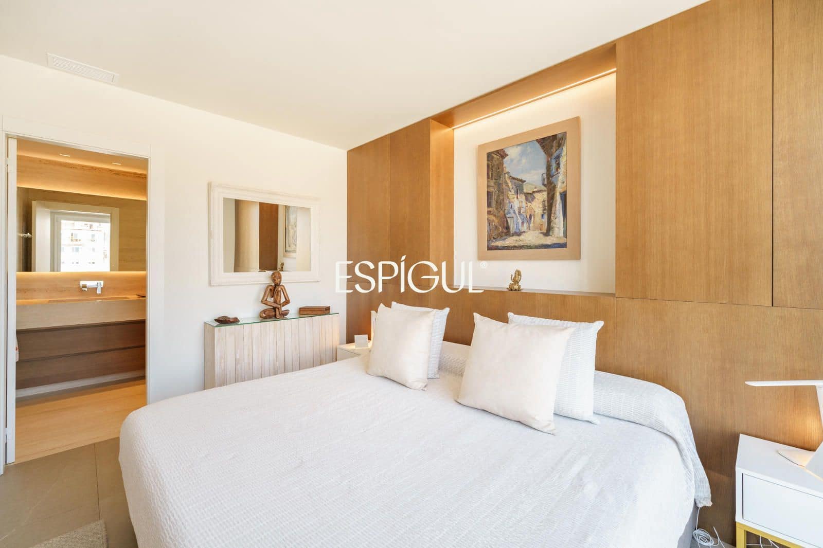 3 bedroom Penthouse for sale in Barcelona city with garage - € 1,645,000 (Ref: 10016446)