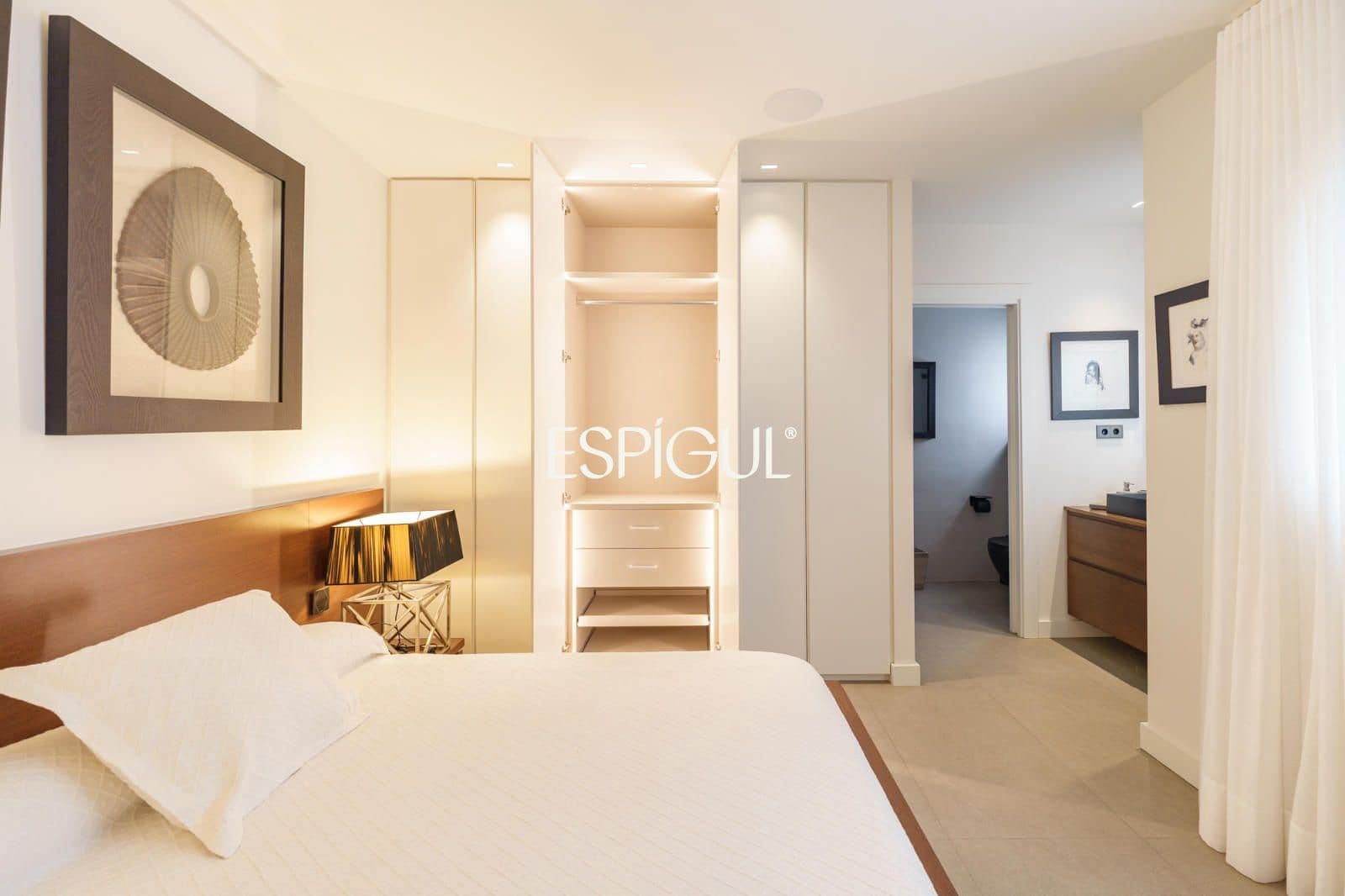 3 bedroom Penthouse for sale in Barcelona city with garage - € 1,645,000 (Ref: 10016446)