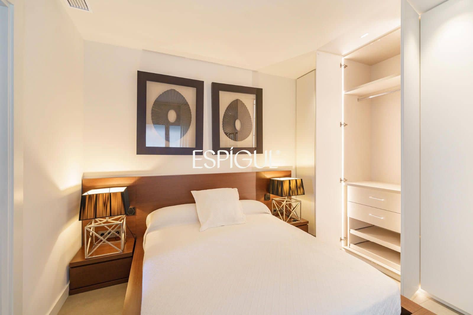 3 bedroom Penthouse for sale in Barcelona city with garage - € 1,645,000 (Ref: 10016446)