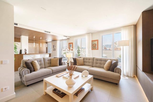 3 chambre Penthouse à vendre à La Dreta de L'Eixample, Barcelone ville avec garage - 1 595 000 € (Ref: 10016446)