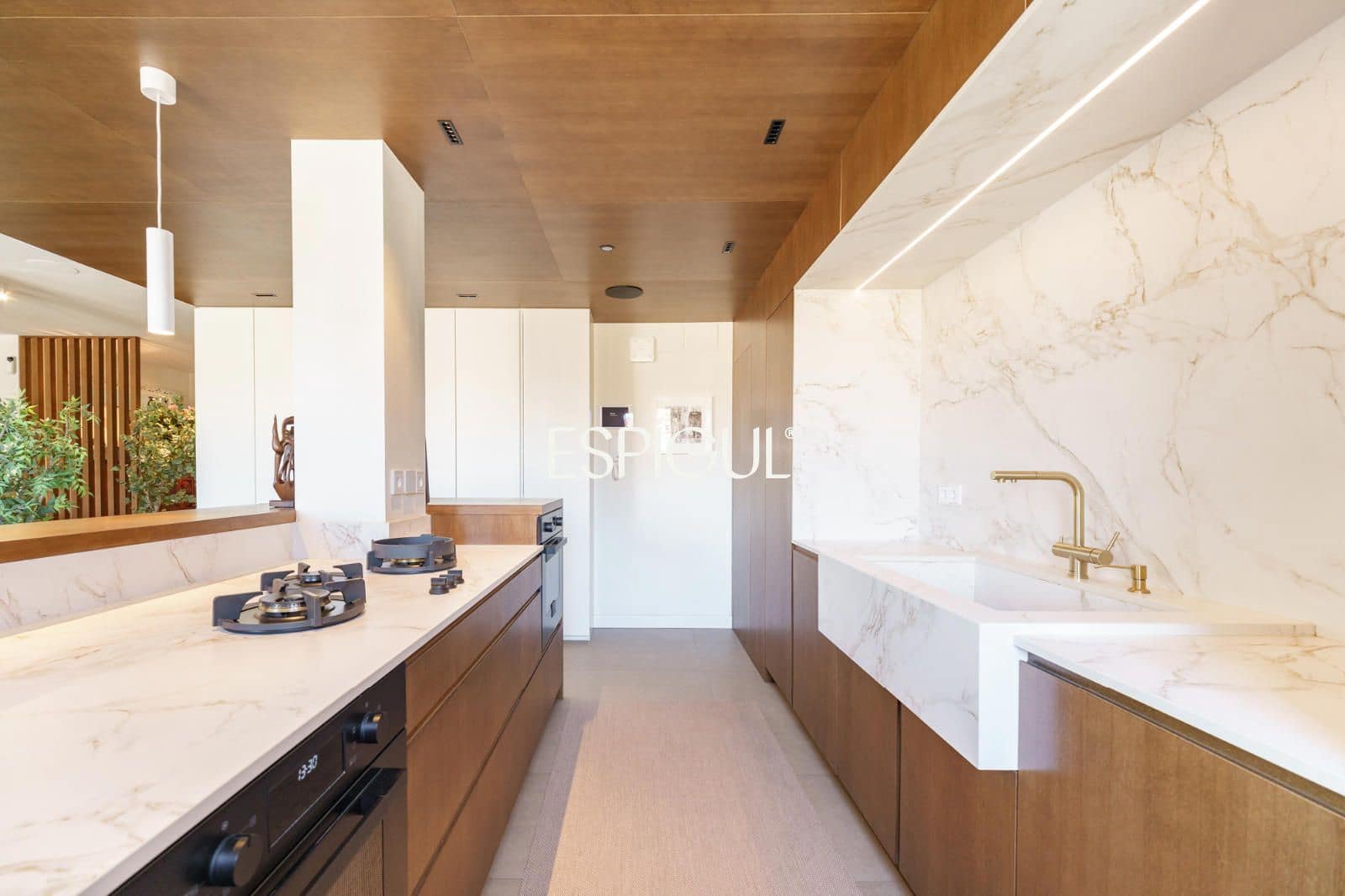 3 bedroom Penthouse for sale in Barcelona city with garage - € 1,645,000 (Ref: 10016446)