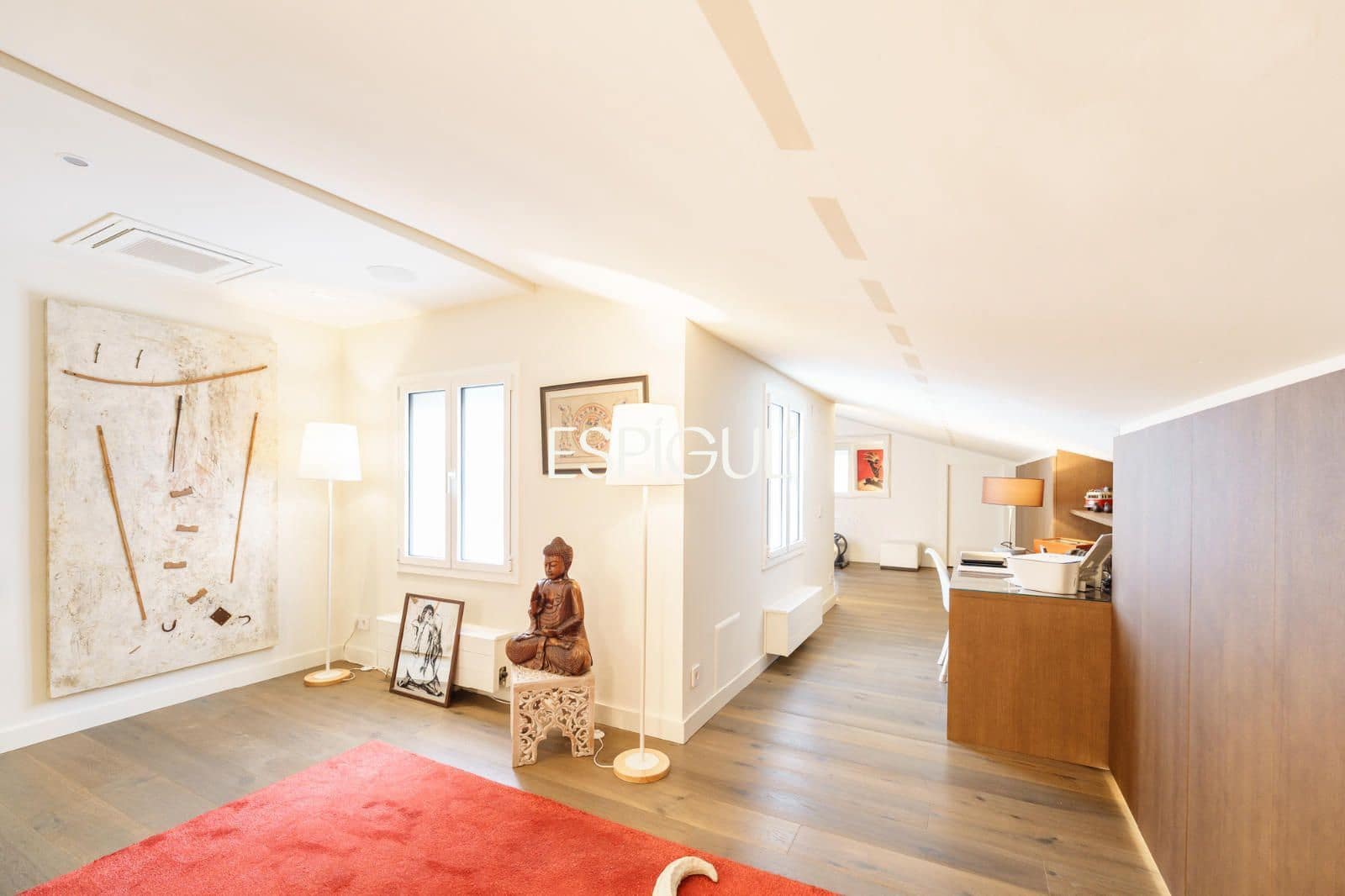 3 bedroom Penthouse for sale in Barcelona city with garage - € 1,645,000 (Ref: 10016446)