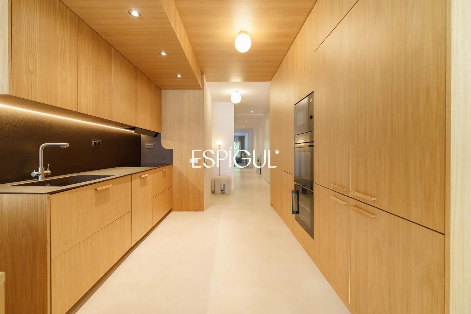 3 sovrum Lägenhet till salu i Barcelona stad med garage - 1 140 000 € (Ref: 10016447)