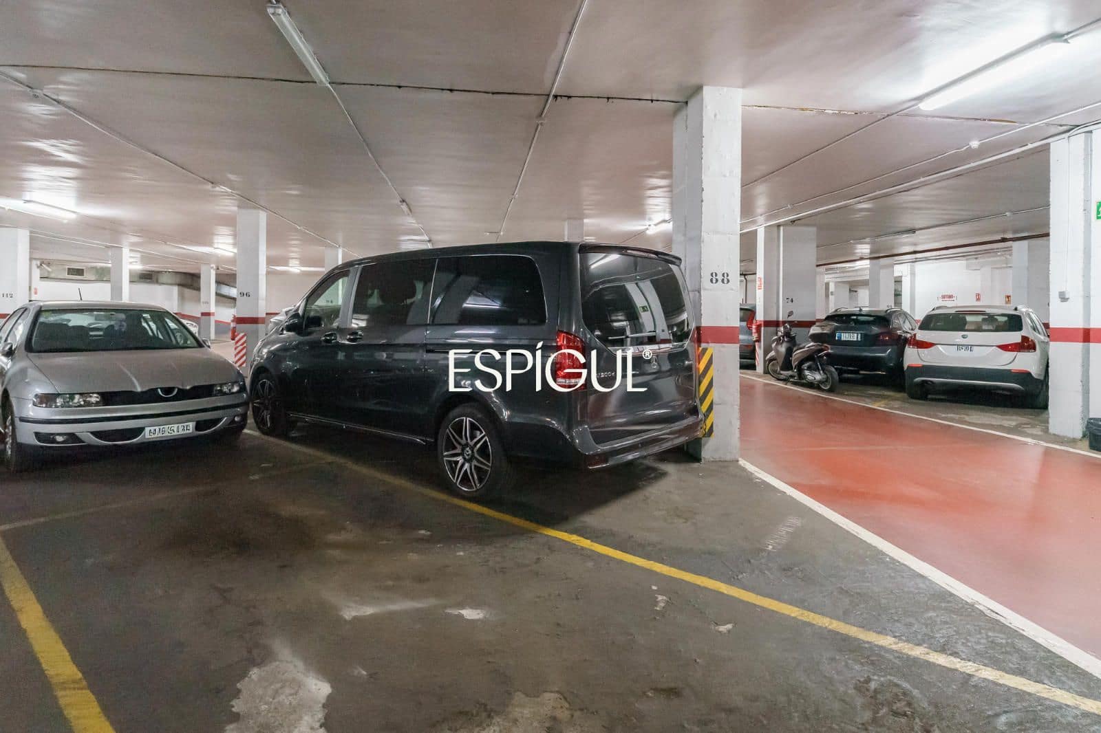 3 sovrum Lägenhet till salu i Barcelona stad med garage - 1 140 000 € (Ref: 10016447)