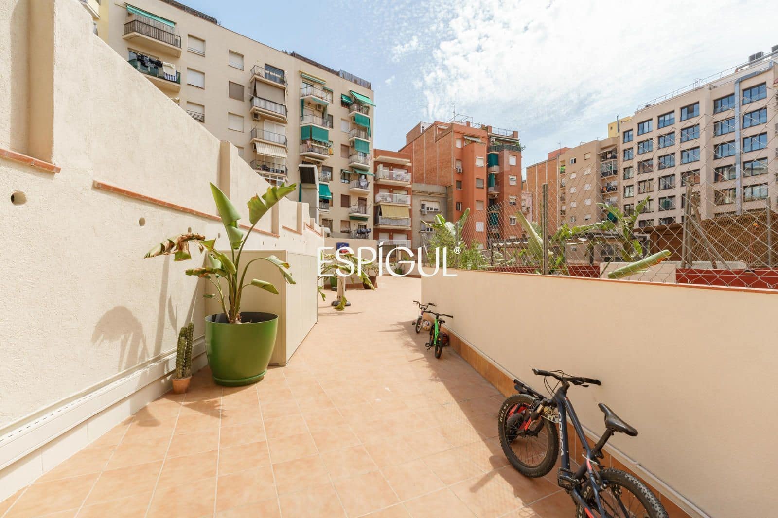 3 sovrum Lägenhet till salu i Barcelona stad med garage - 1 140 000 € (Ref: 10016447)