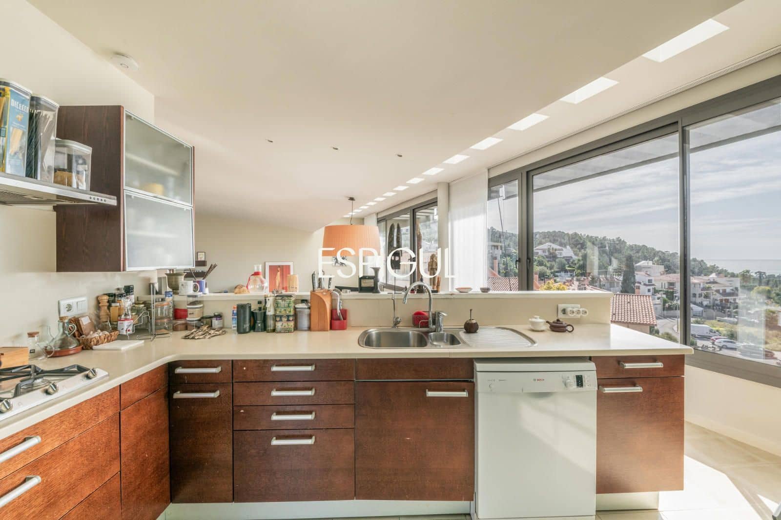 6 chambre Villa/Maison à vendre à Sitges avec piscine garage - 1 250 000 € (Ref: 10016448)