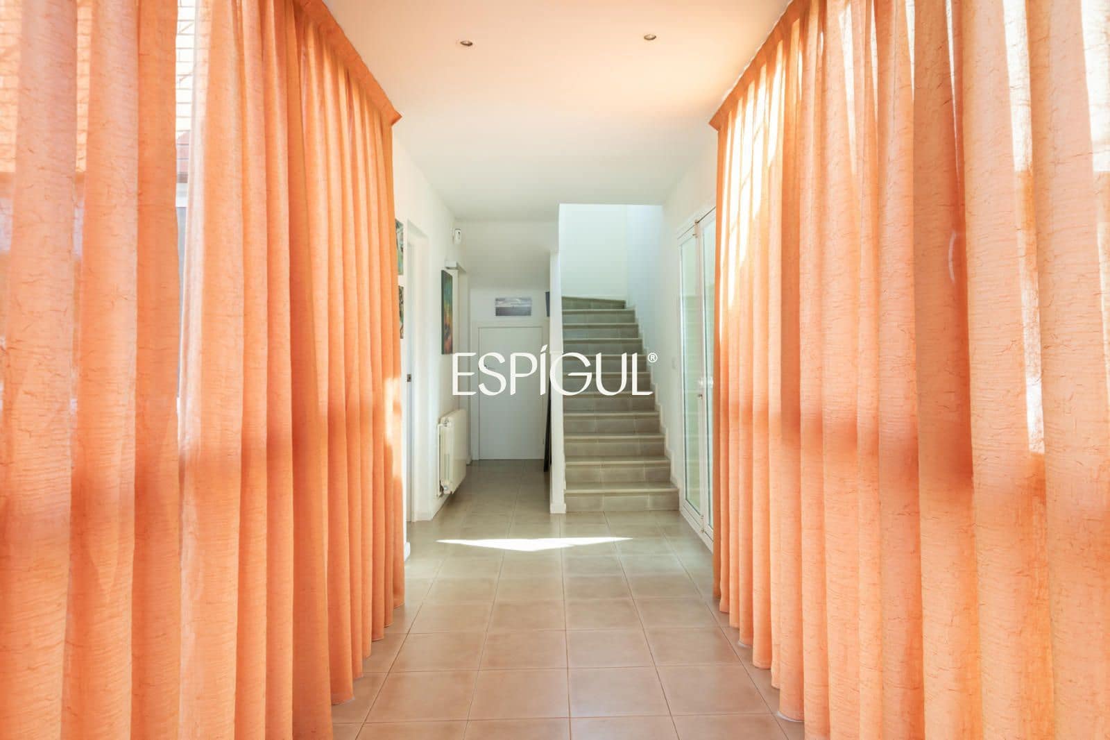 6 chambre Villa/Maison à vendre à Sitges avec piscine garage - 1 250 000 € (Ref: 10016448)