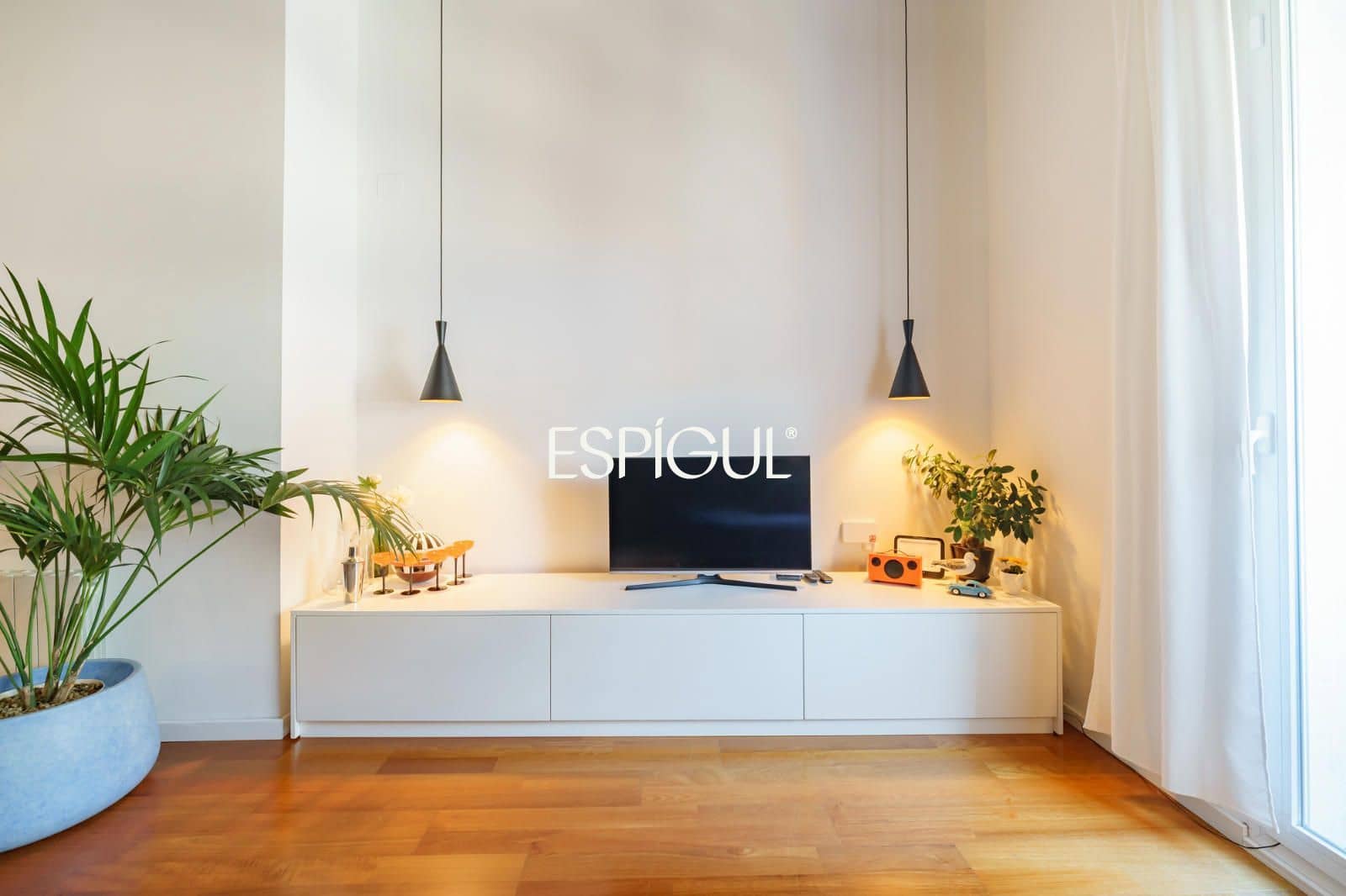 2 soveværelse Lejlighed til salg i Barcelona by - € 489.000 (Ref: 10016449)