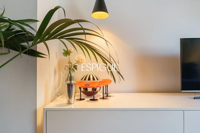 2 soveværelse Lejlighed til salg i El Poble Sec, Barcelona by - € 489.000 (Ref: 10016449)