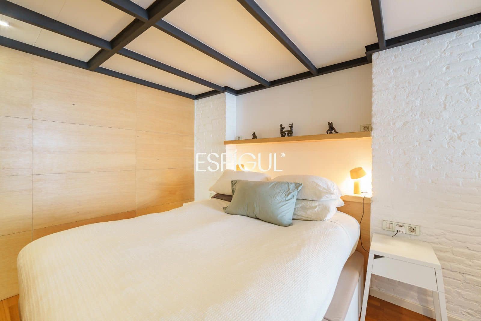 2 soveværelse Lejlighed til salg i Barcelona by - € 489.000 (Ref: 10016449)