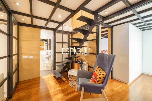 2 soveværelse Lejlighed til salg i El Poble Sec, Barcelona by - € 489.000 (Ref: 10016449)