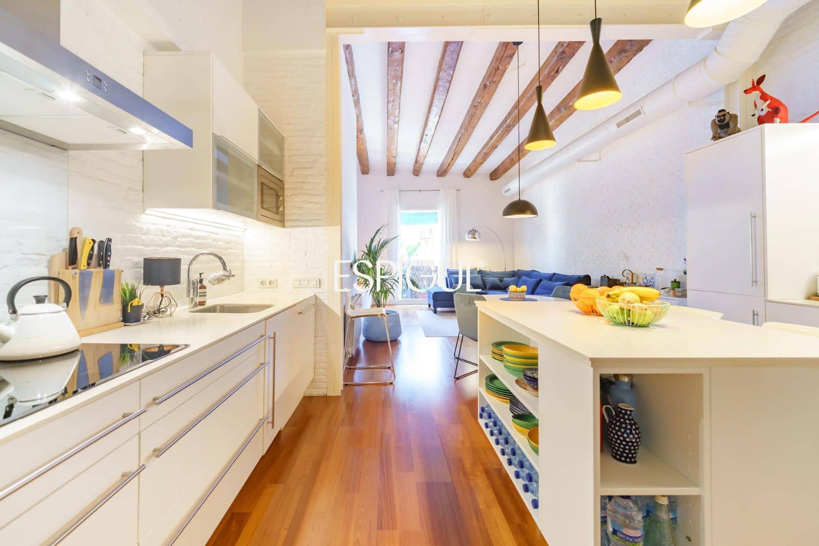 2 soveværelse Lejlighed til salg i Barcelona by - € 489.000 (Ref: 10016449)