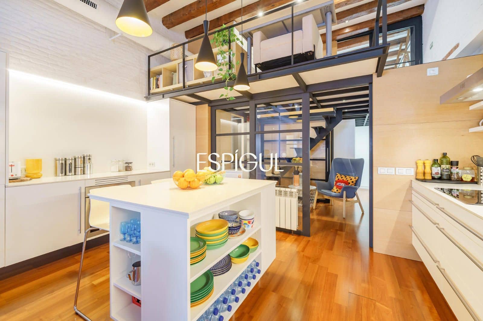 2 soveværelse Lejlighed til salg i Barcelona by - € 489.000 (Ref: 10016449)