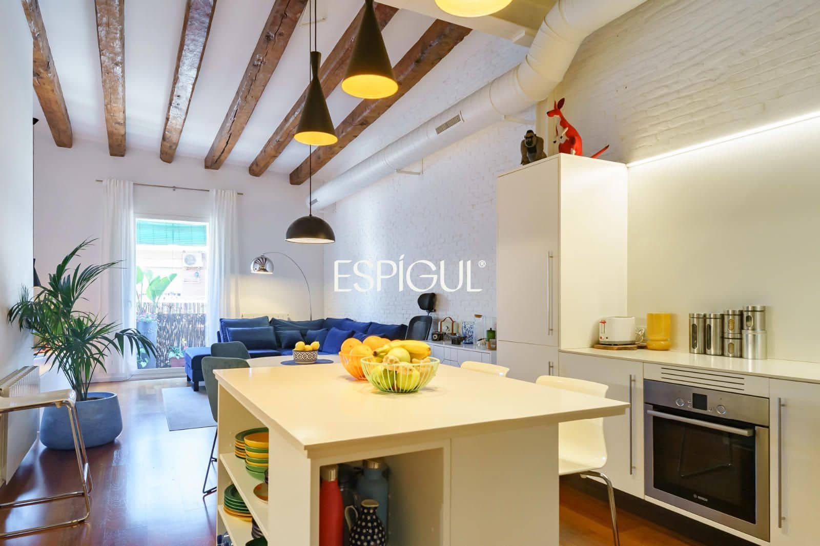 2 soveværelse Lejlighed til salg i Barcelona by - € 489.000 (Ref: 10016449)