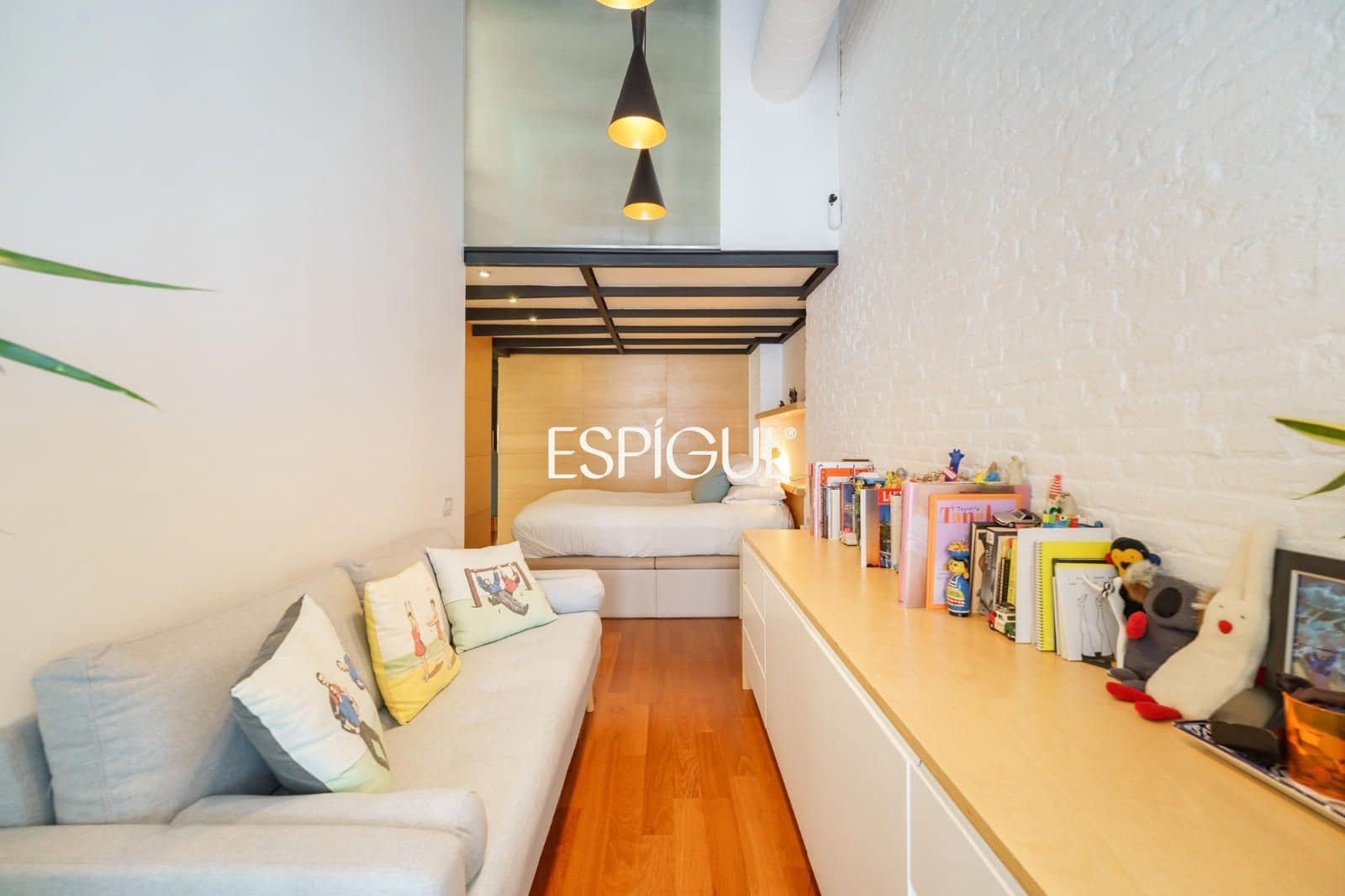 2 soveværelse Lejlighed til salg i Barcelona by - € 489.000 (Ref: 10016449)