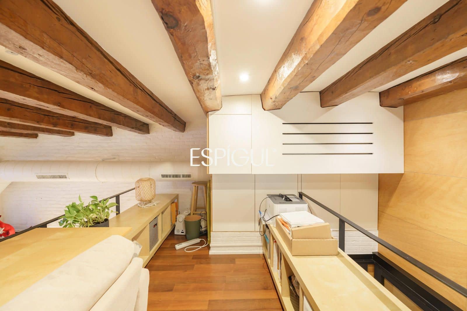 2 soveværelse Lejlighed til salg i Barcelona by - € 489.000 (Ref: 10016449)