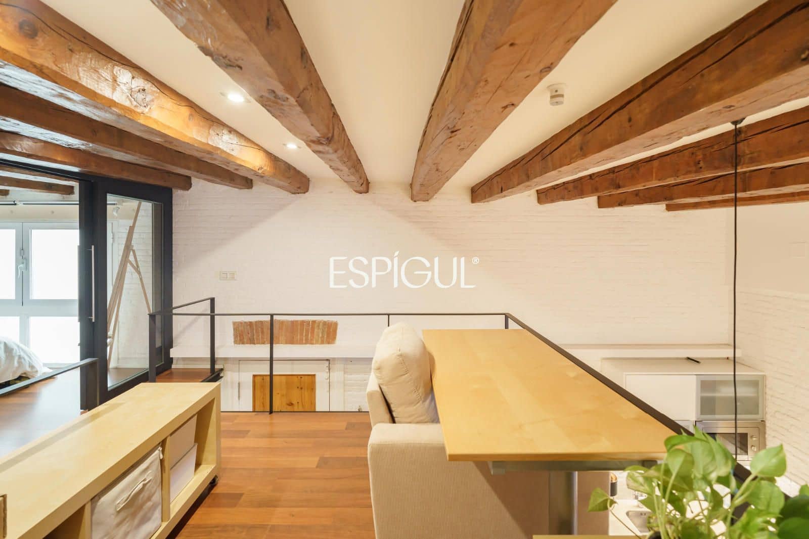 2 soveværelse Lejlighed til salg i Barcelona by - € 489.000 (Ref: 10016449)