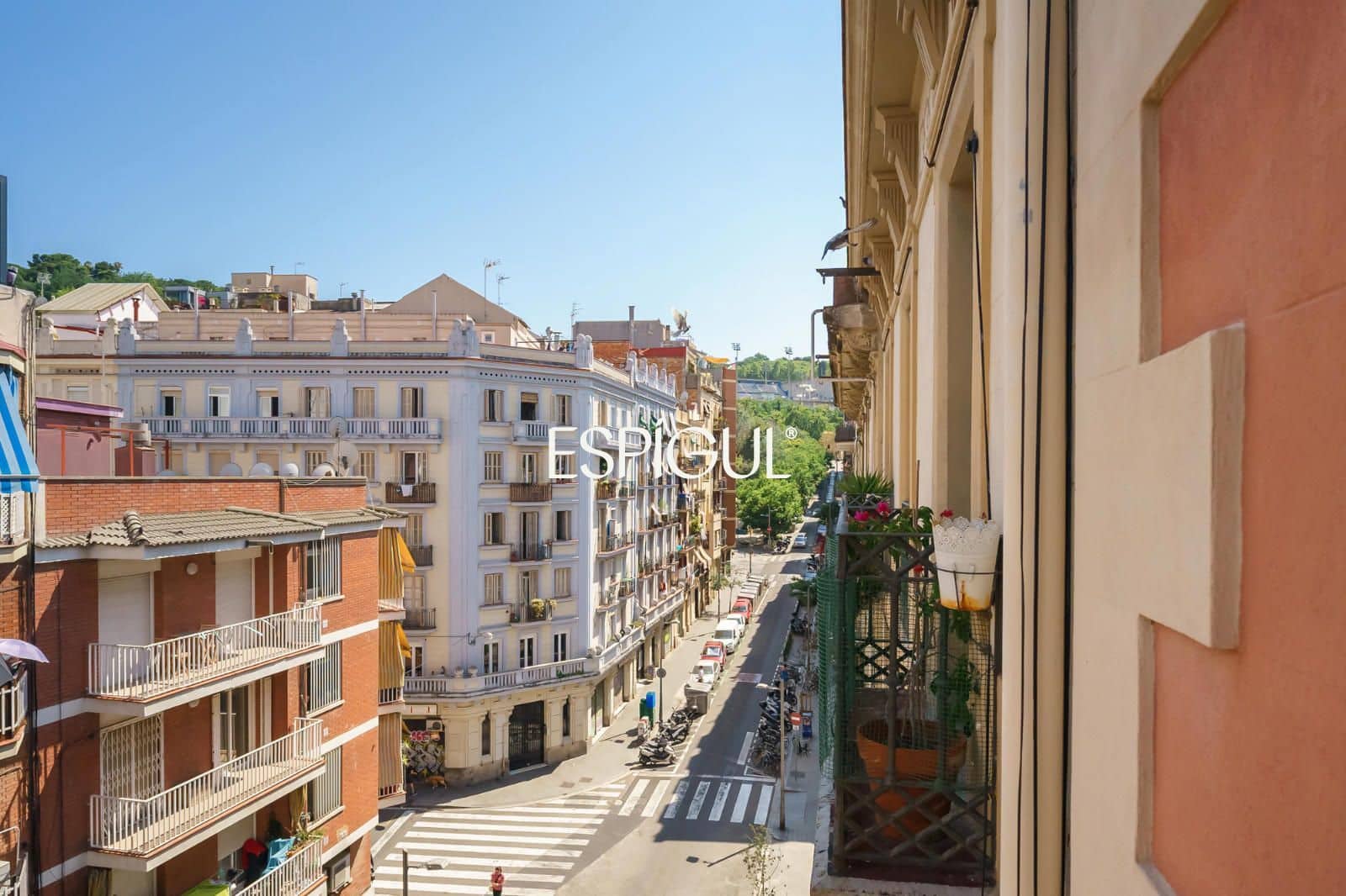 2 soveværelse Lejlighed til salg i Barcelona by - € 489.000 (Ref: 10016449)