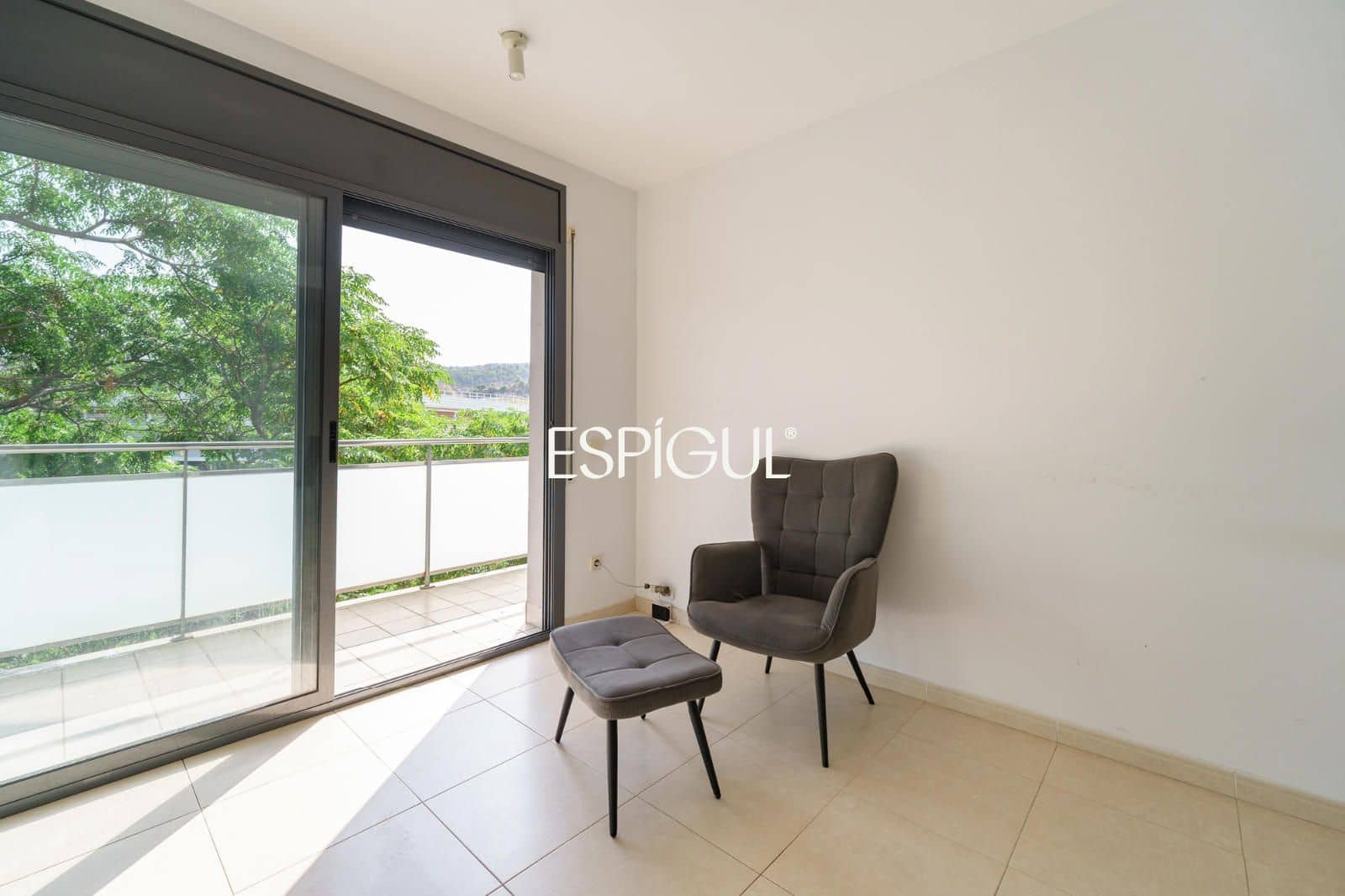 3 slaapkamer Flat te koop in Barcelona stad met garage - € 510.000 (Ref: 10016450)