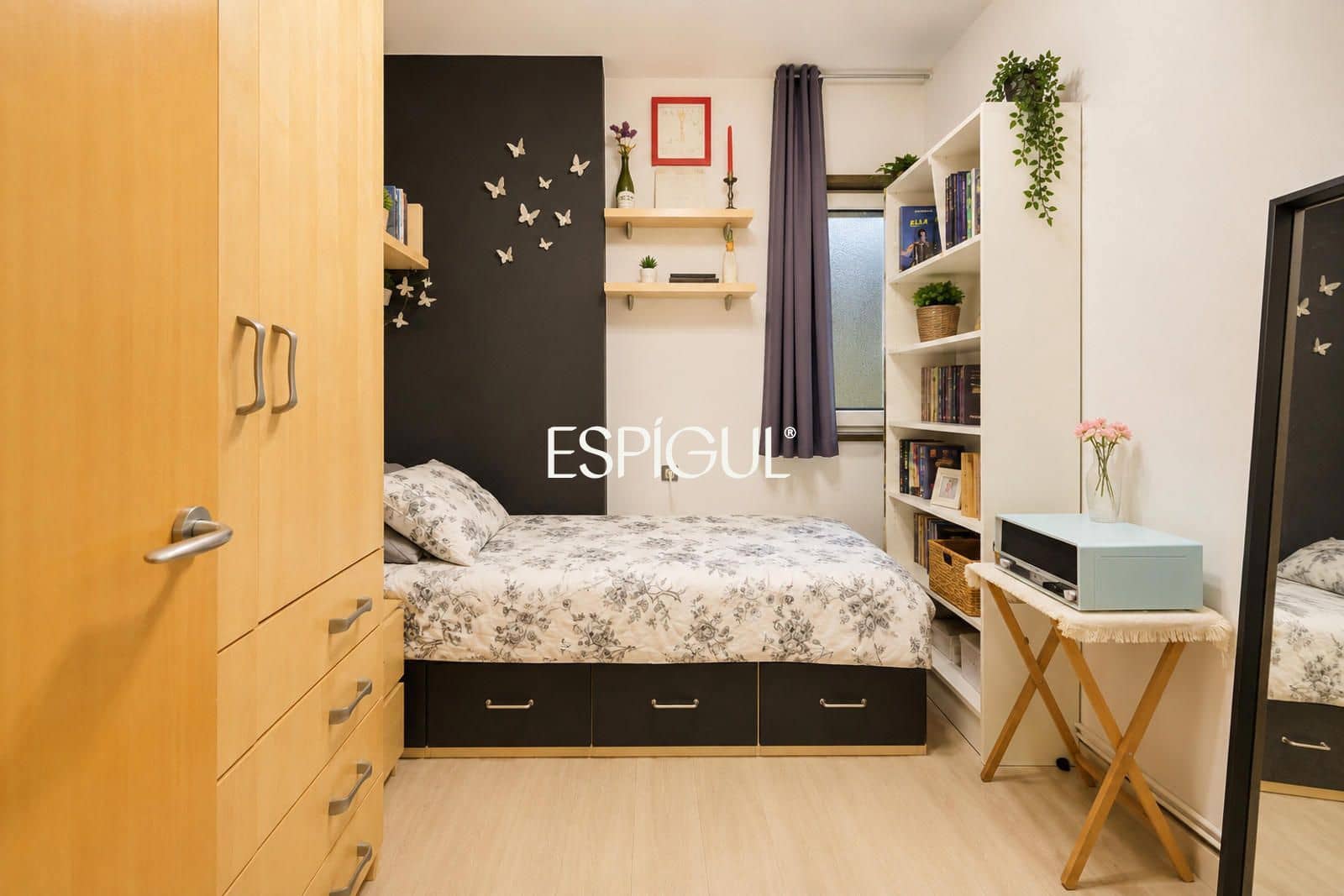 4 bedroom Flat for sale in Barcelona city with garage - € 550,000 (Ref: 10016452)