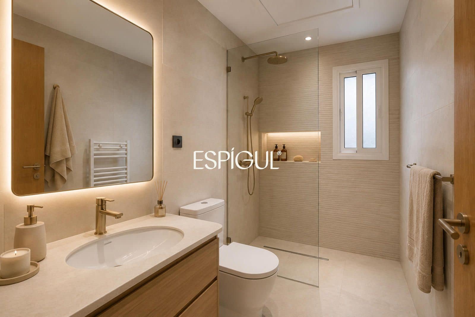 4 bedroom Flat for sale in Barcelona city with garage - € 550,000 (Ref: 10016452)