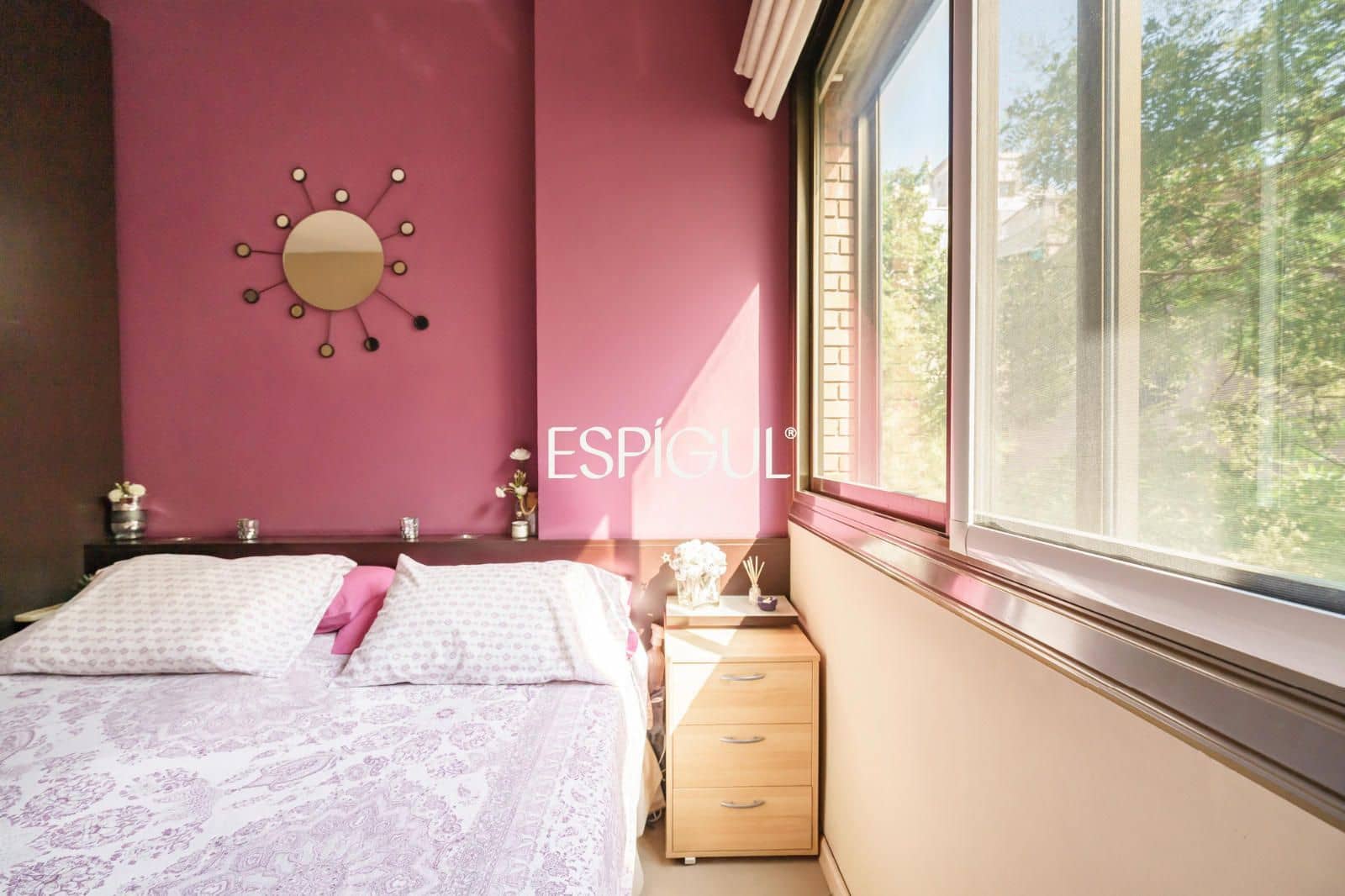 4 bedroom Flat for sale in Barcelona city with garage - € 550,000 (Ref: 10016452)