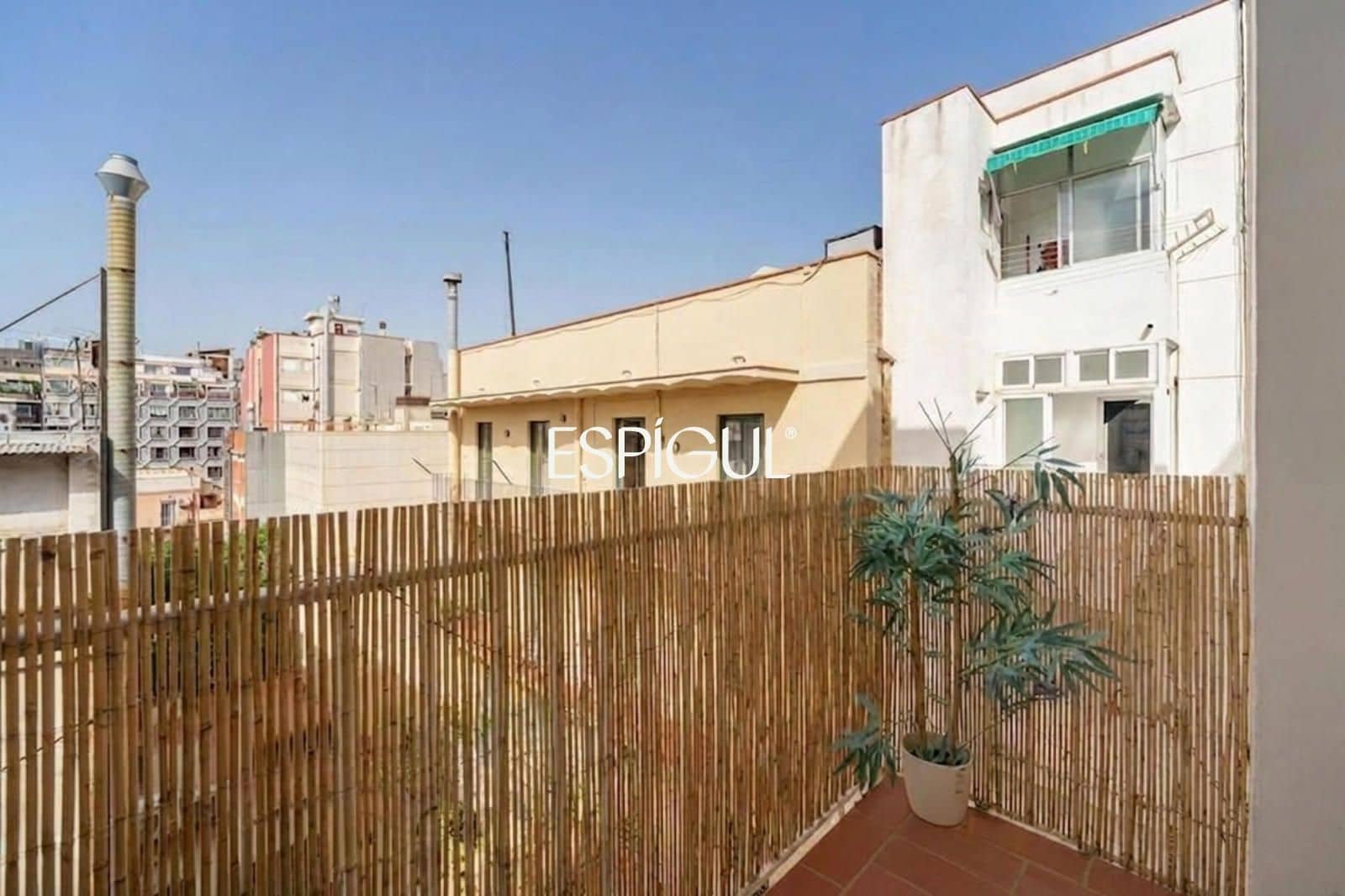 3 bedroom Flat for sale in Barcelona city - € 630,000 (Ref: 10016453)