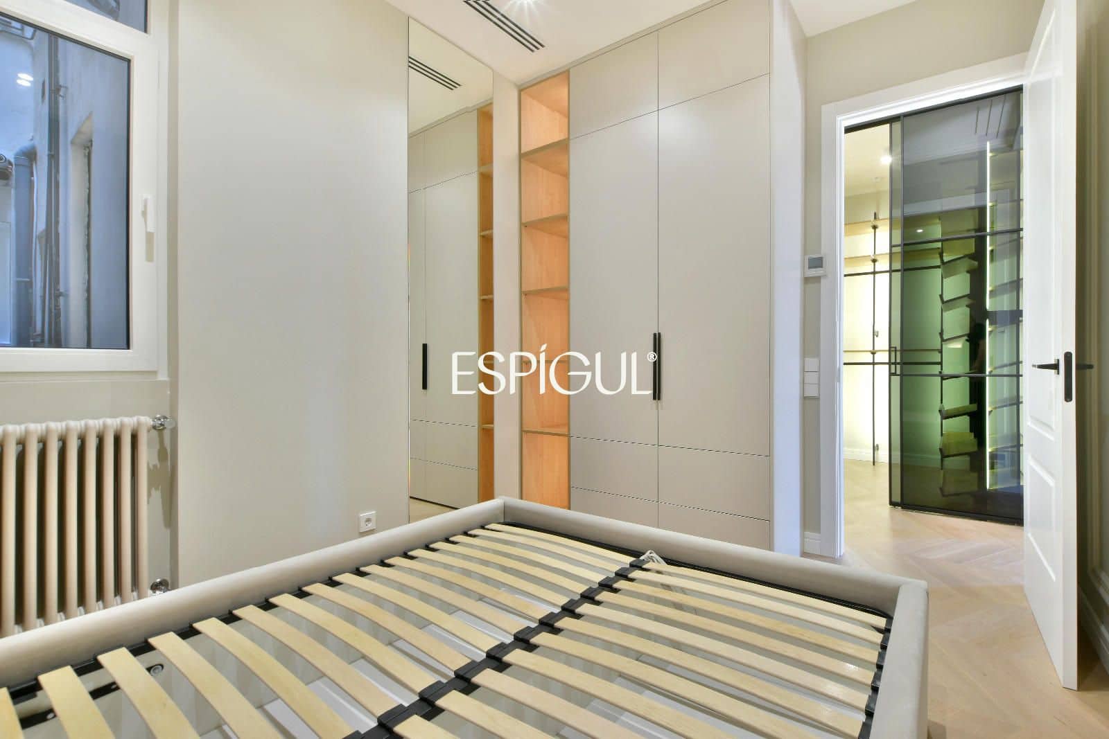 3 bedroom Flat for sale in Barcelona city - € 1,225,000 (Ref: 10016459)