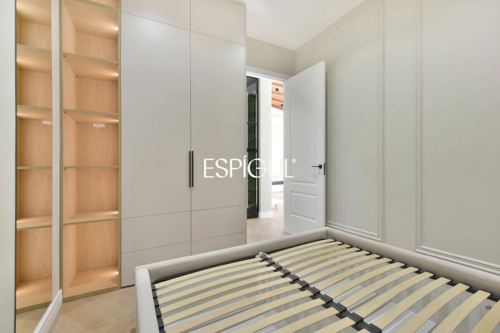 3 bedroom Flat for sale in Barcelona city - € 1,225,000 (Ref: 10016459)