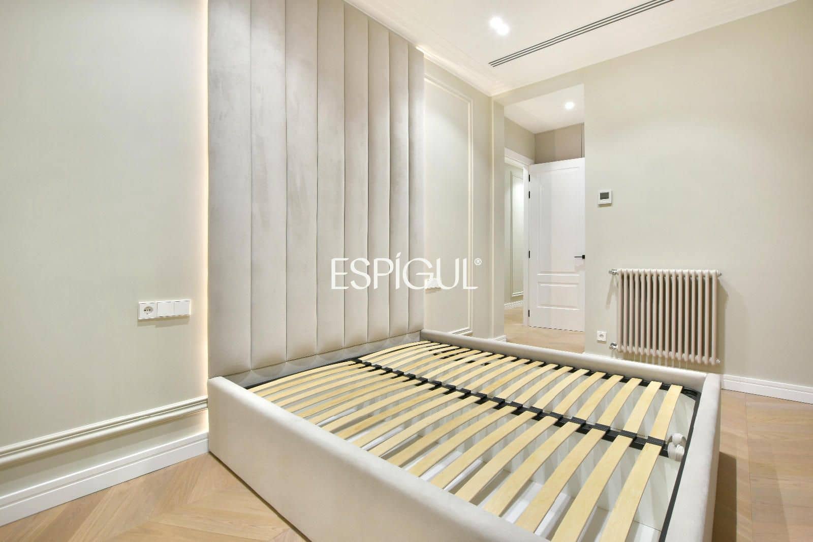 3 bedroom Flat for sale in Barcelona city - € 1,225,000 (Ref: 10016459)