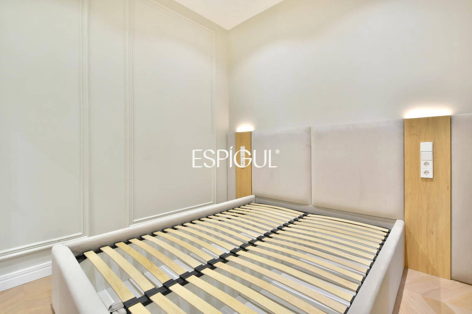 3 bedroom Flat for sale in Barcelona city - € 1,225,000 (Ref: 10016459)