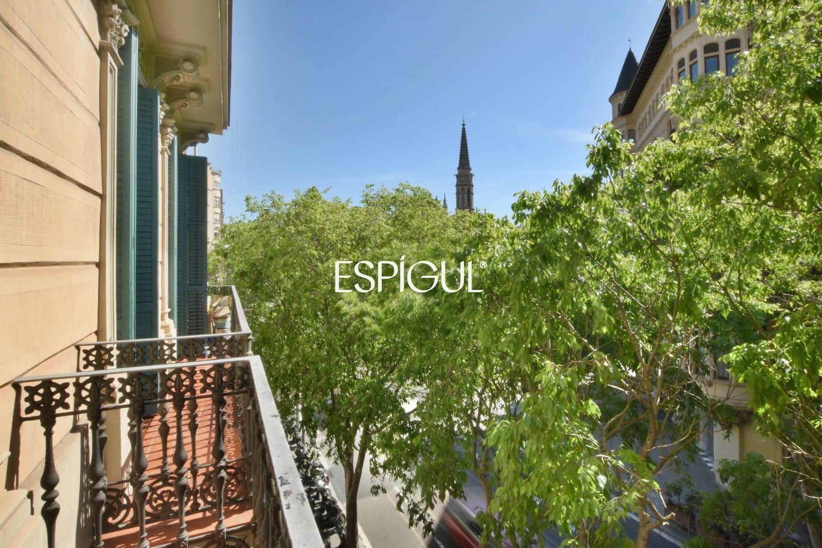 3 bedroom Flat for sale in Barcelona city - € 1,225,000 (Ref: 10016459)