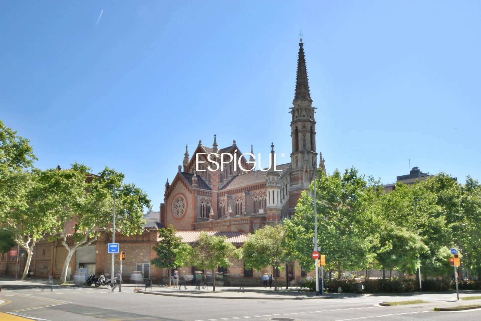 3 bedroom Flat for sale in Barcelona city - € 1,225,000 (Ref: 10016459)