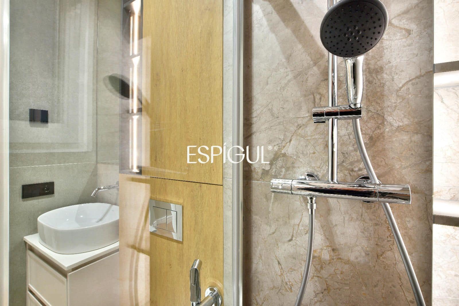 3 bedroom Flat for sale in Barcelona city - € 1,225,000 (Ref: 10016459)