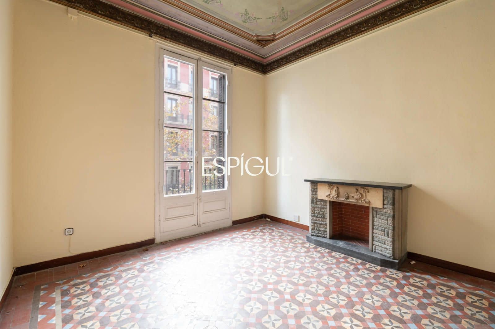 2 bedroom Flat for sale in Barcelona city - € 595,000 (Ref: 10016460)