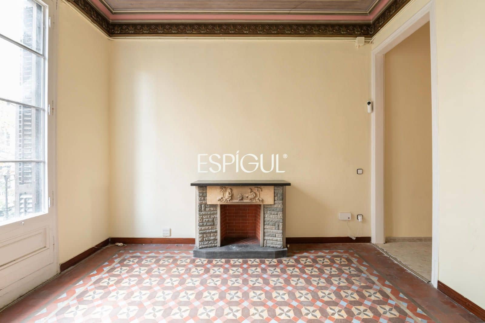 2 bedroom Flat for sale in Barcelona city - € 595,000 (Ref: 10016460)
