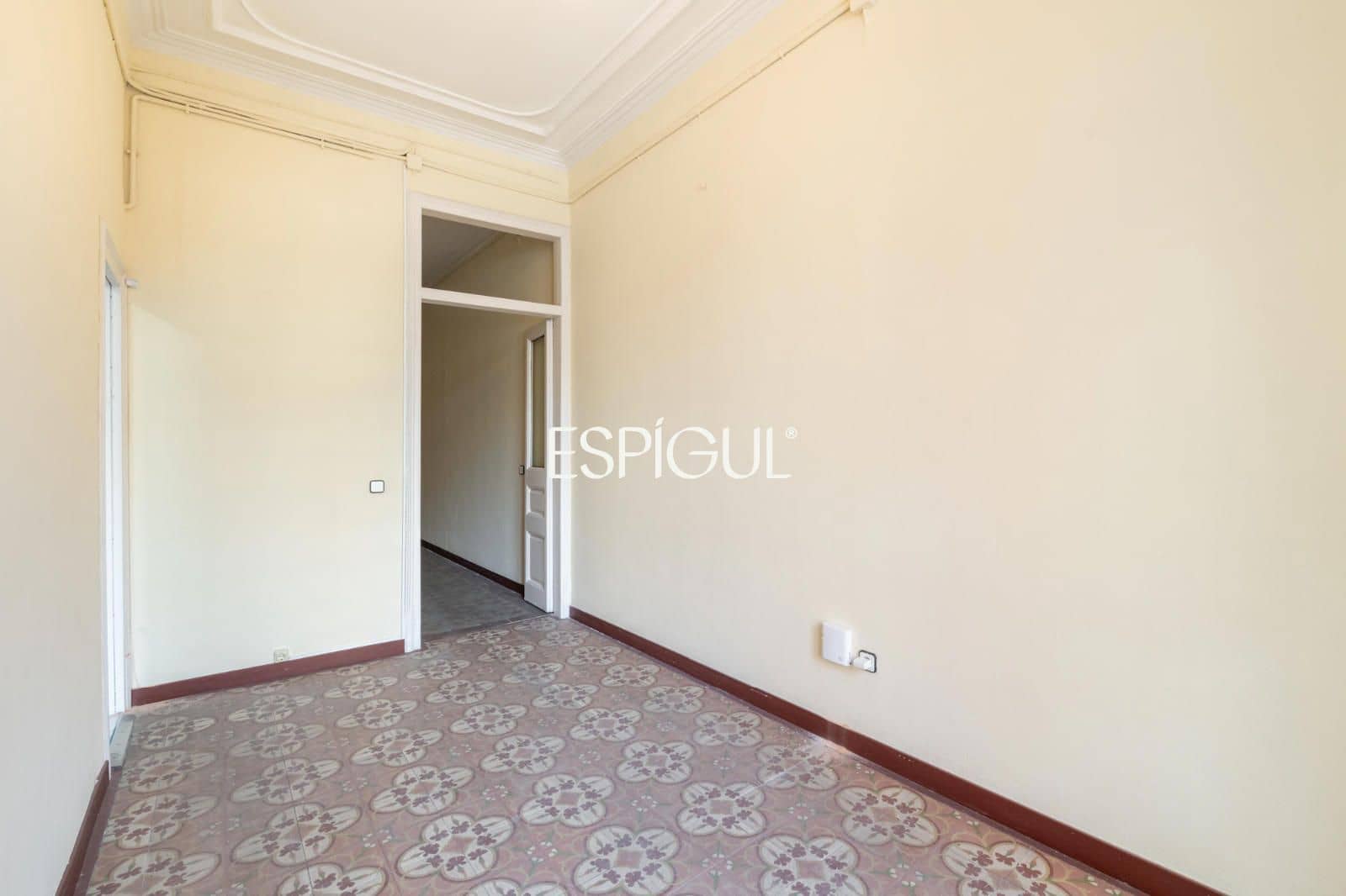 2 bedroom Flat for sale in Barcelona city - € 595,000 (Ref: 10016460)