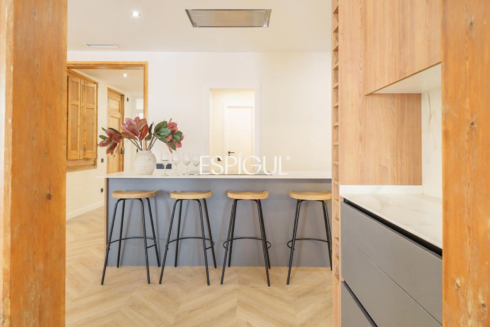 5 bedroom Flat for sale in Barcelona city - € 1,469,000 (Ref: 10016461)