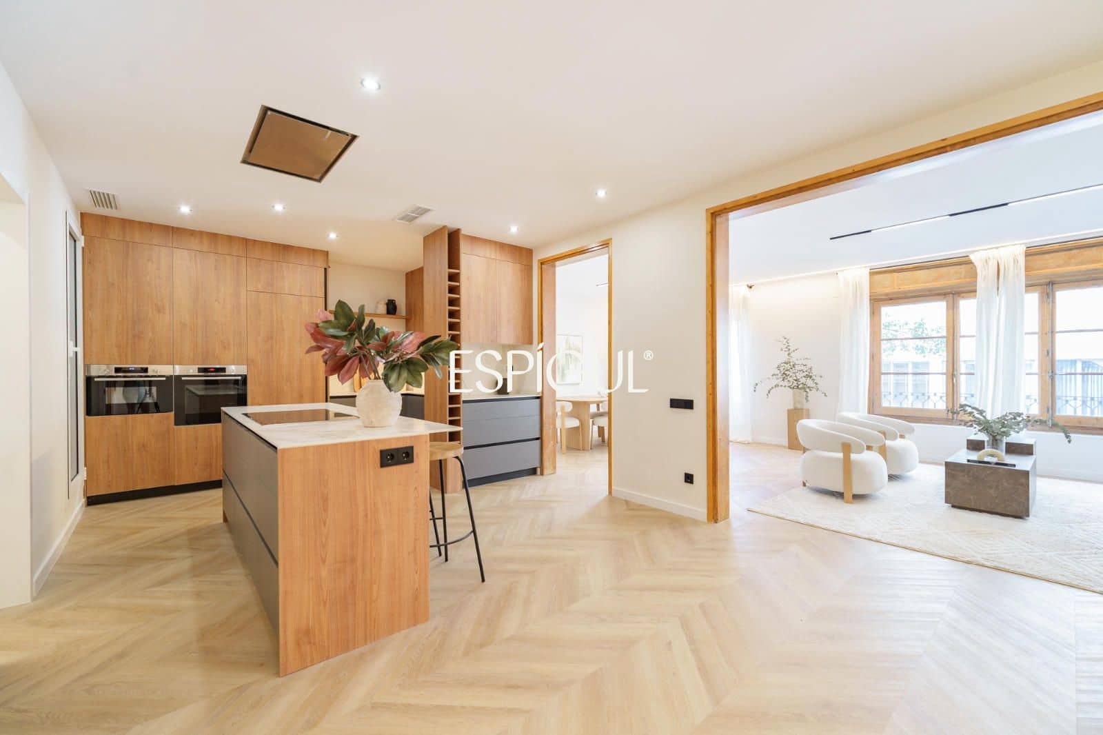 5 bedroom Flat for sale in Barcelona city - € 1,469,000 (Ref: 10016461)