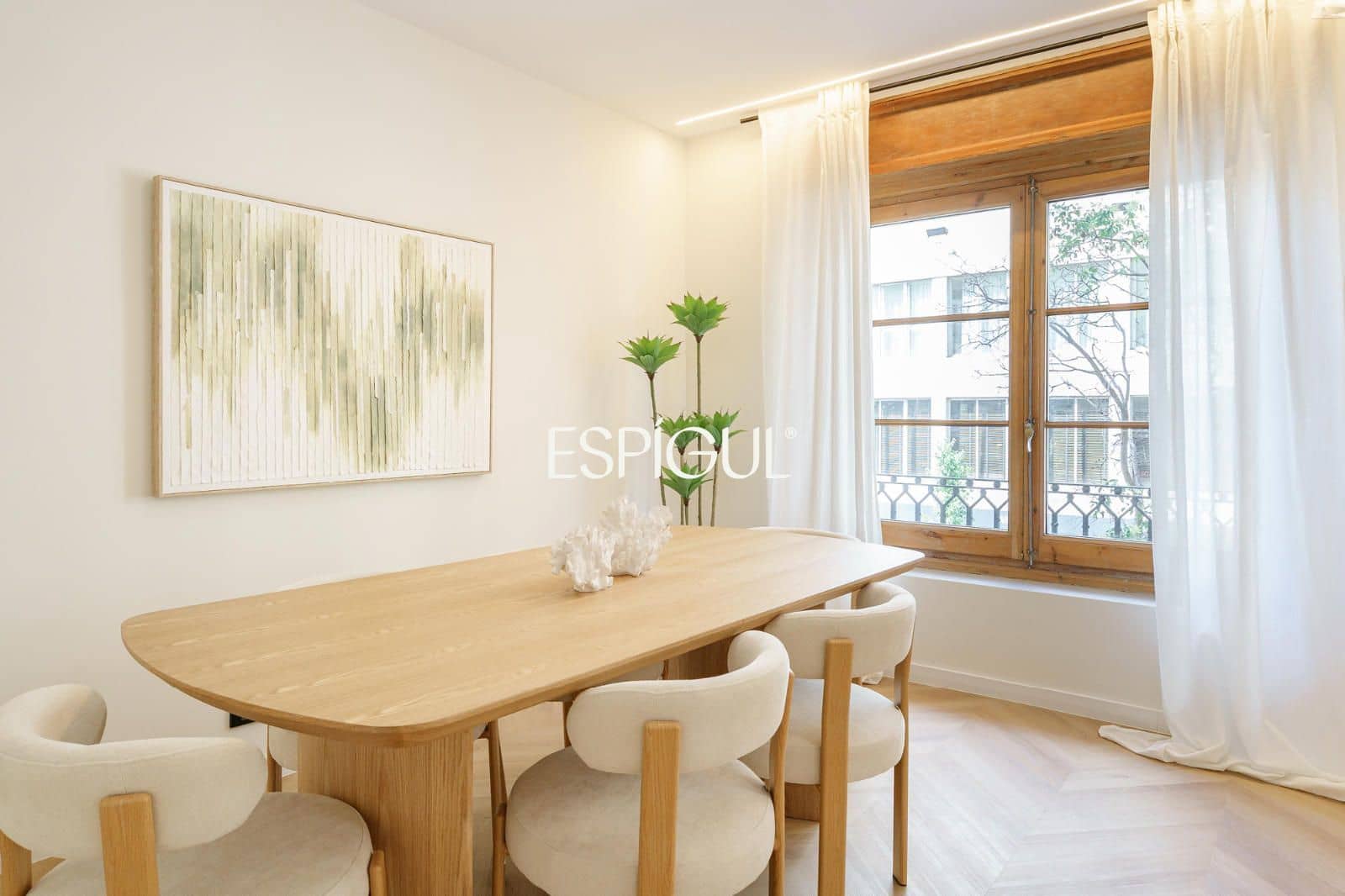 5 bedroom Flat for sale in Barcelona city - € 1,469,000 (Ref: 10016461)