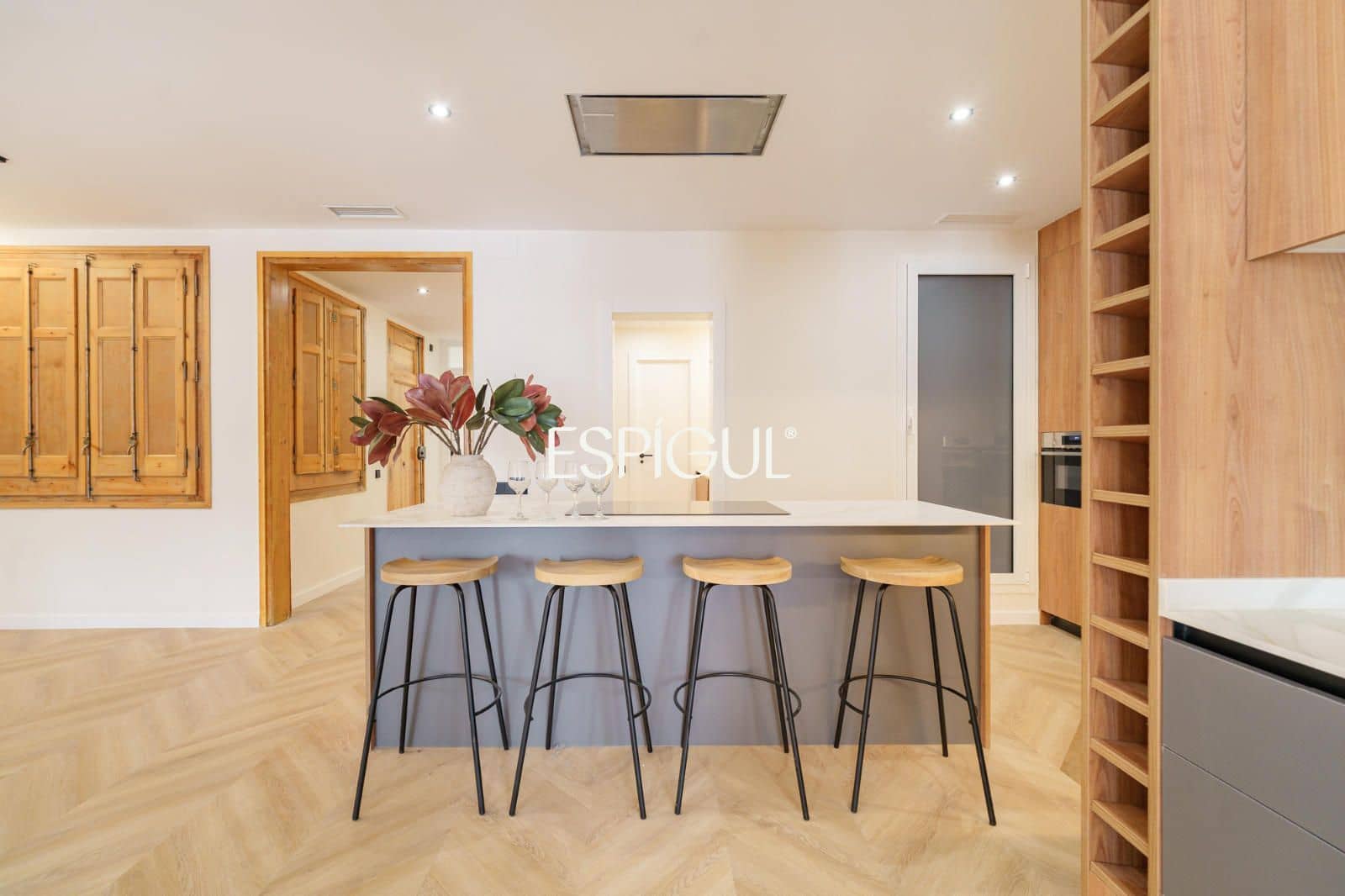 5 bedroom Flat for sale in Barcelona city - € 1,469,000 (Ref: 10016461)