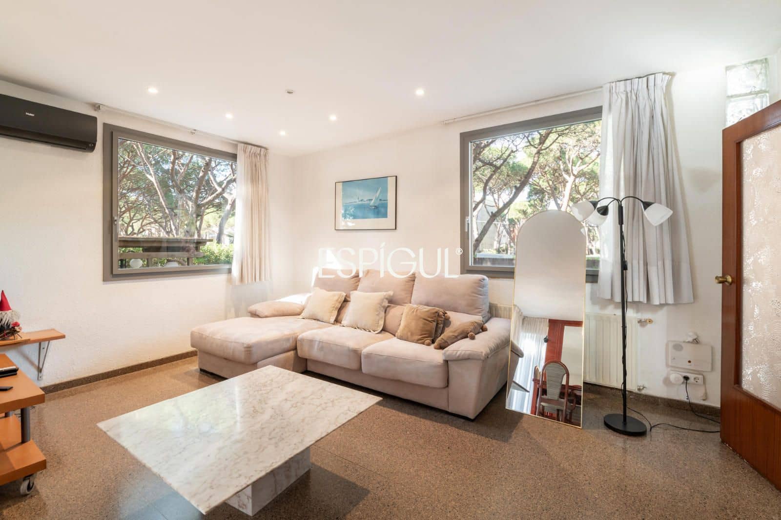 5 bedroom Villa for sale in Gava with pool garage - € 1,390,000 (Ref: 10016462)