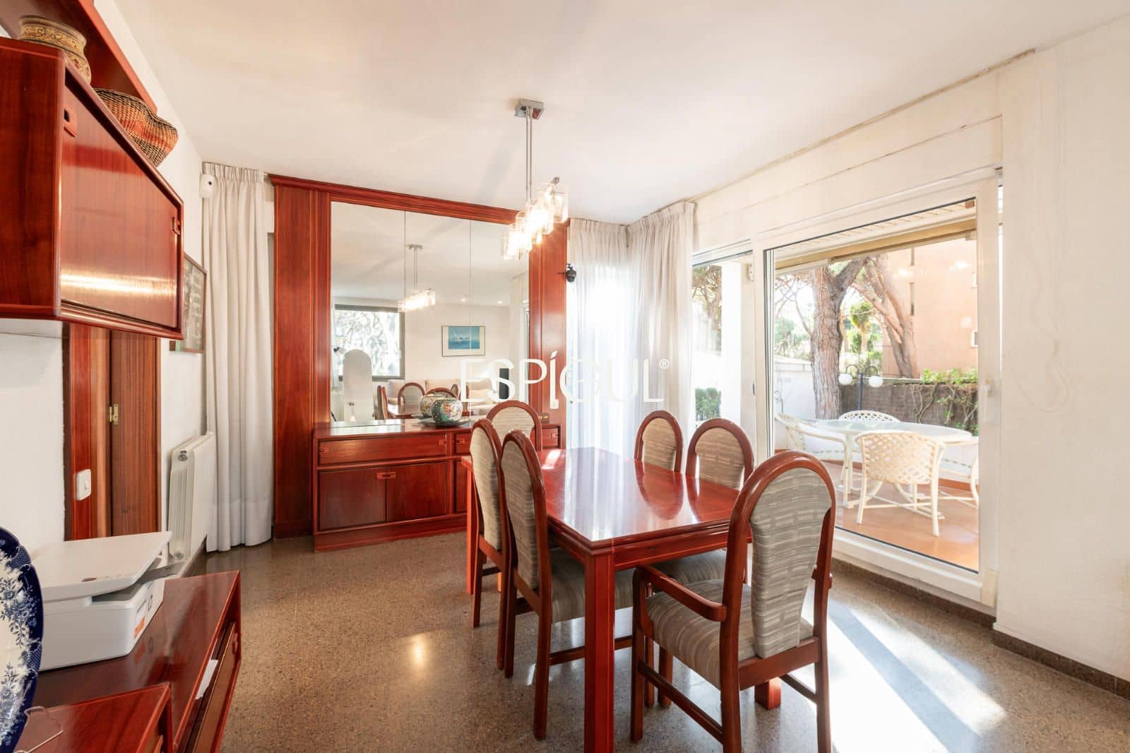 5 bedroom Villa for sale in Gava with pool garage - € 1,390,000 (Ref: 10016462)