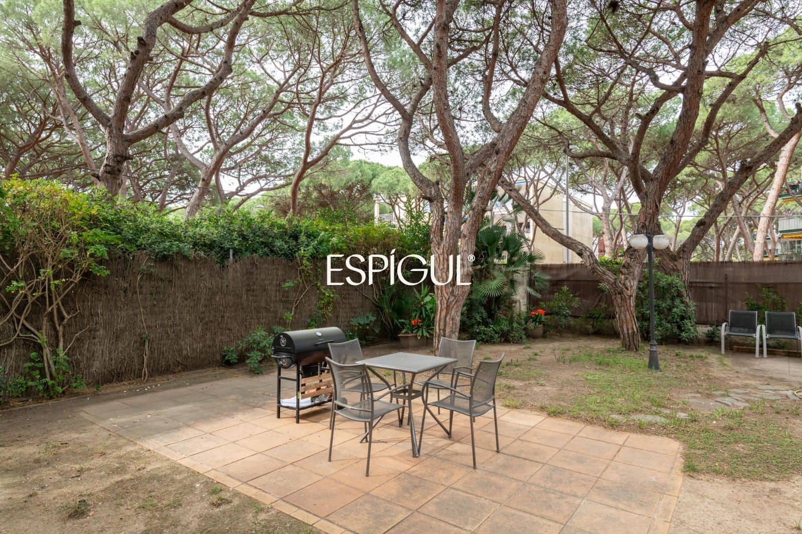 5 bedroom Villa for sale in Gava with pool garage - € 1,390,000 (Ref: 10016462)