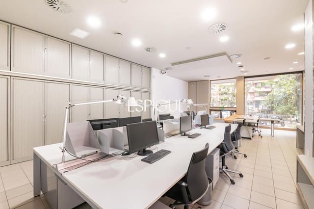 Office for sale in Les Tres Torres, Barcelona city - € 780,000 (Ref: 10016464)