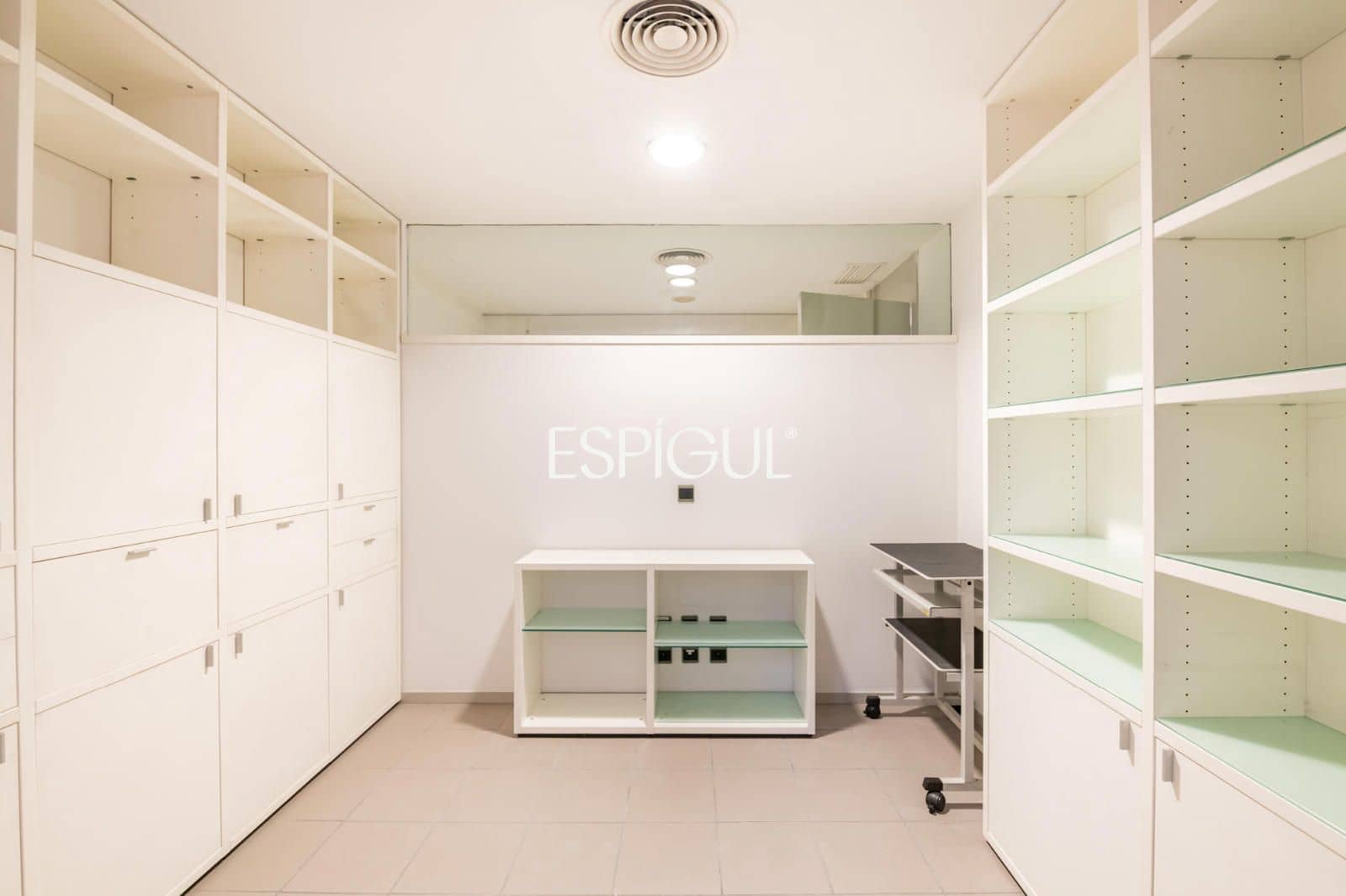 Office for sale in Barcelona city - € 780,000 (Ref: 10016464)
