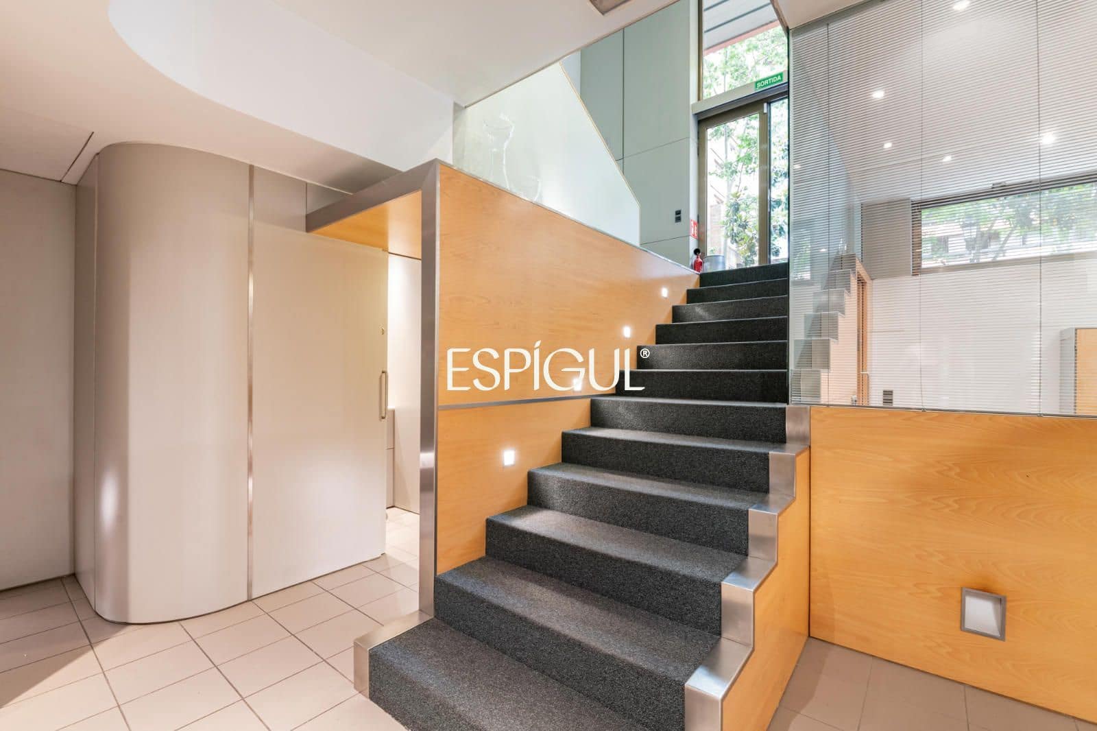 Office for sale in Barcelona city - € 780,000 (Ref: 10016464)