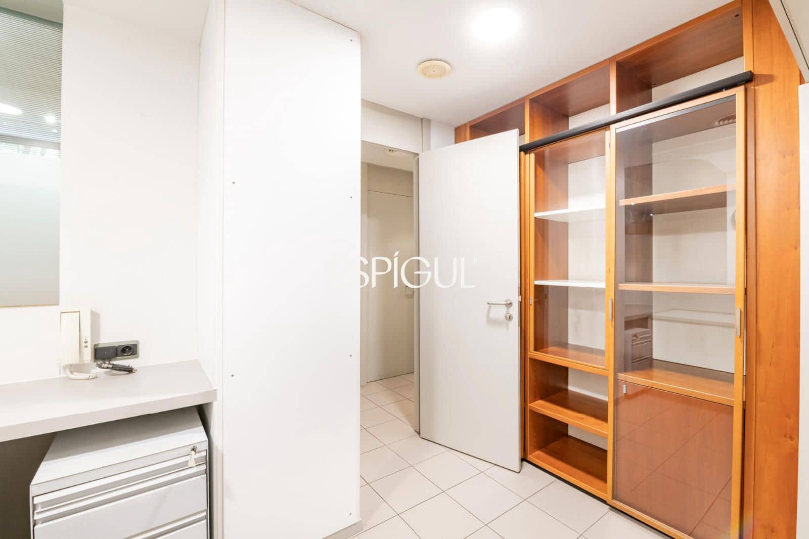 Office for sale in Barcelona city - € 780,000 (Ref: 10016464)