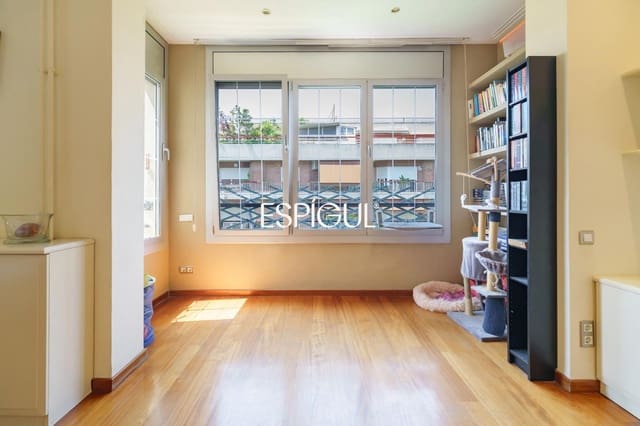 4 soveværelse Lejlighed til salg i La Dreta de L'Eixample, Barcelona by - € 760.000 (Ref: 10016465)
